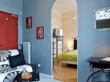 Otel Le Castel De Larralde