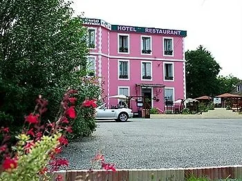 Le Castel De Larralde Otel 3*