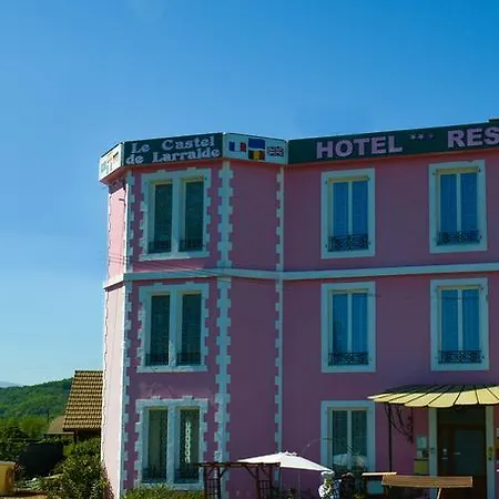 Le Castel De Larralde Otel Assat