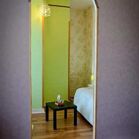 Le Castel De Larralde Otel 3*