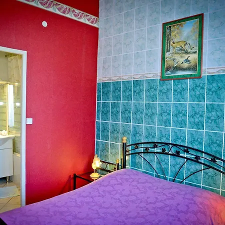 Le Castel De Larralde 3*