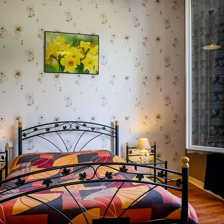 Otel Le Castel De Larralde 3*